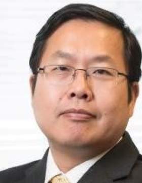 "New Polymer Might Reduce Allergic Reactions to Cancer Drugs; Picture of Chong Cheng"U