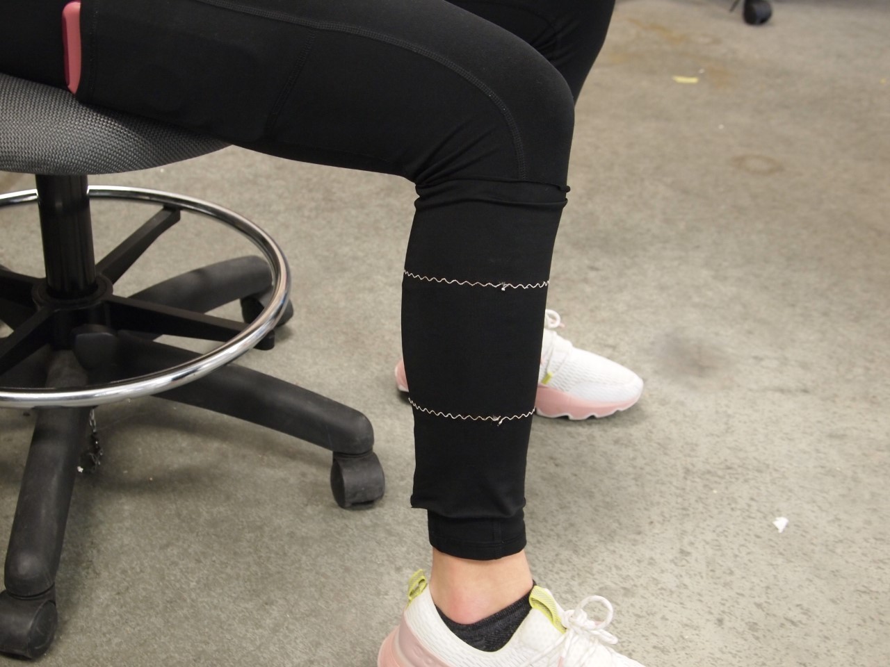 First wearable health sensor for monitoring muscle atrophy; Photo: proposed wearable sensor