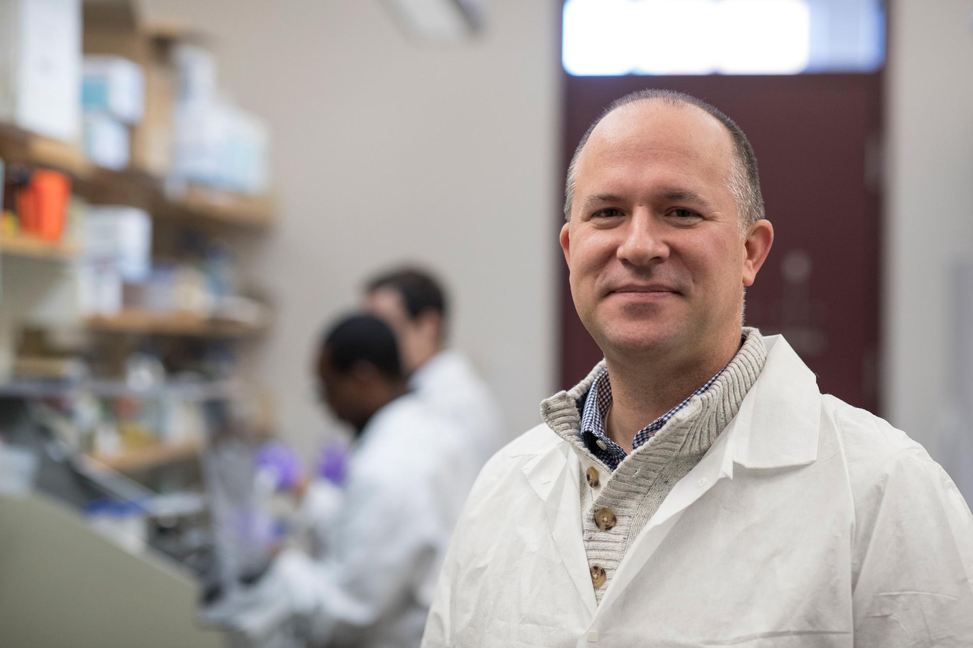 "UVA’s Jason Papin and his team are developing sophisticated computer models of Staphylococcus aureus and Pseudomonas aeruginosa, two multi-drug-resistant bacteria that infect thousands of Americans every year. (Photo by Dan Addison, University Communications)"