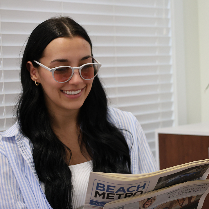 "JOHN A. MORAN EYE CENTER OPHTHALMOLOGIST CREATES NEW KIND OF LIGHT-FILTERING EYEGLASSES TO COMBAT MIGRAINE"