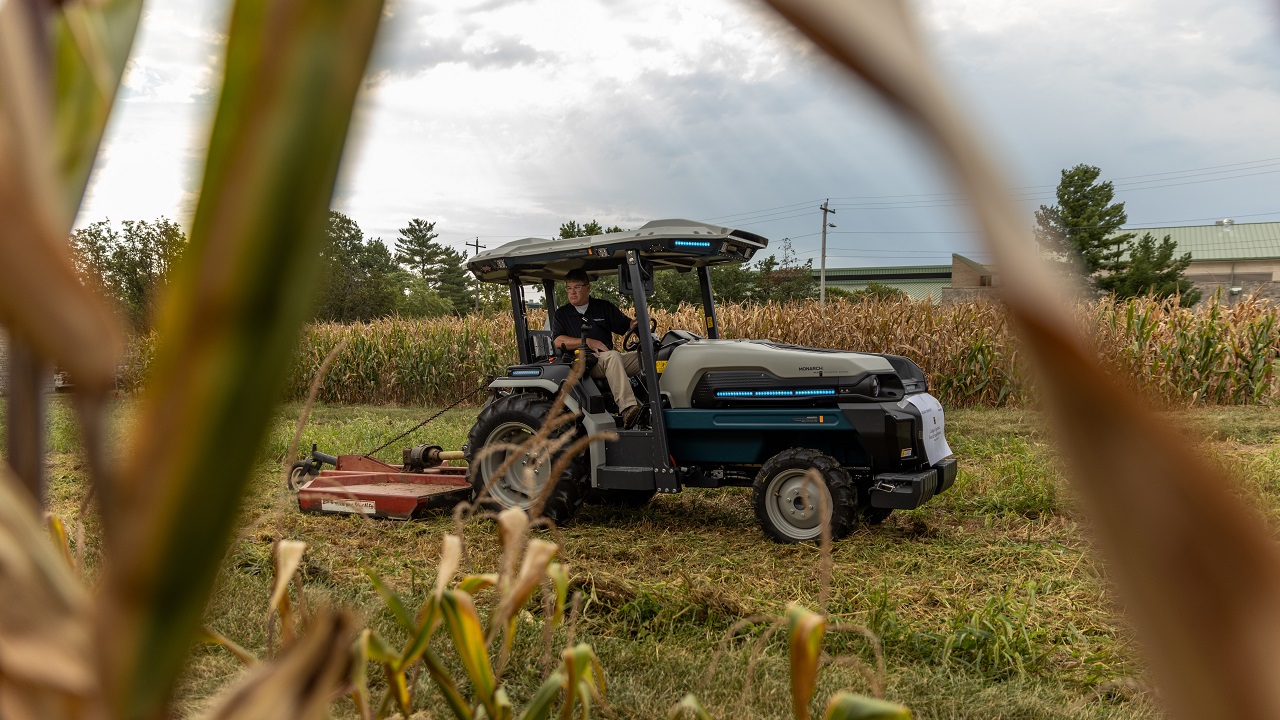 First Autonomous Tractor Arrives at MU