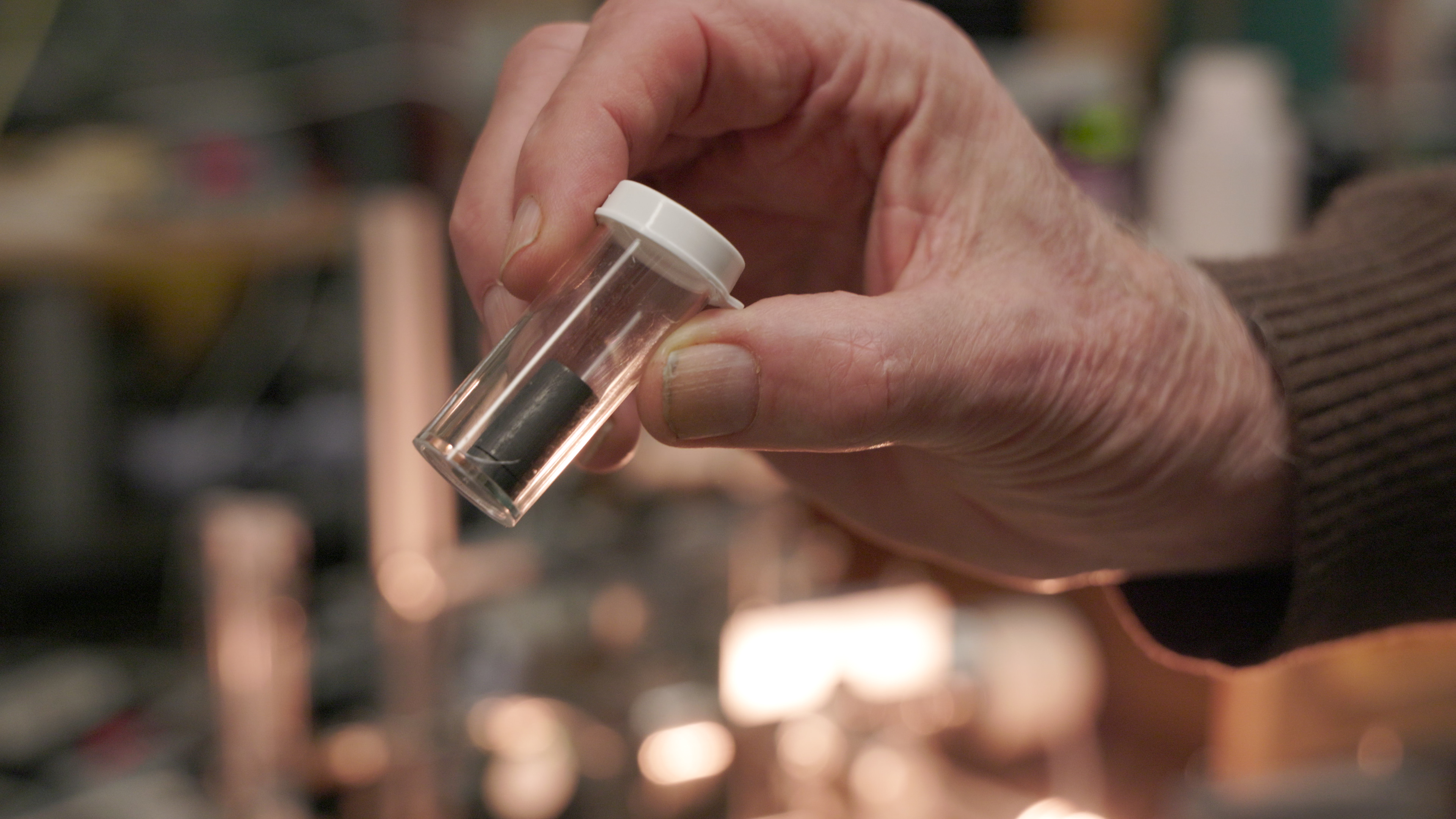 "Researchers Create First Functional Semiconductor Made From Graphene"
