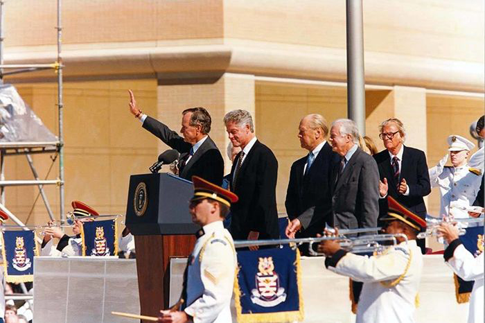Bush_Library_Dedication_1-700x466-compressor.jpg
