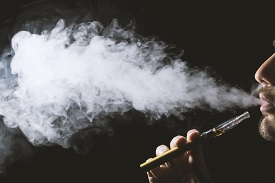 a peson vapes