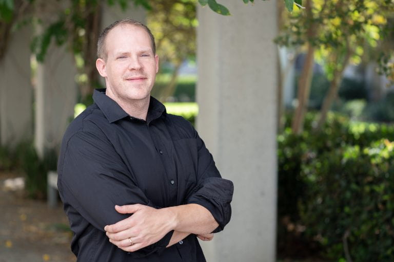 UC Irvine-Led Team Finds That Compound in Rosemary Extract Can Reduce Cocaine Sensitivity
