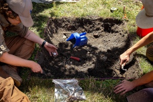 "UB Archaeologist, Students Conducting Dig on Site of Historic Buffalo Church"