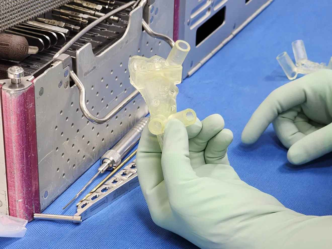 "Yale Begins 3D Orthopaedic Surgical Procedures That Are Fully In-house"