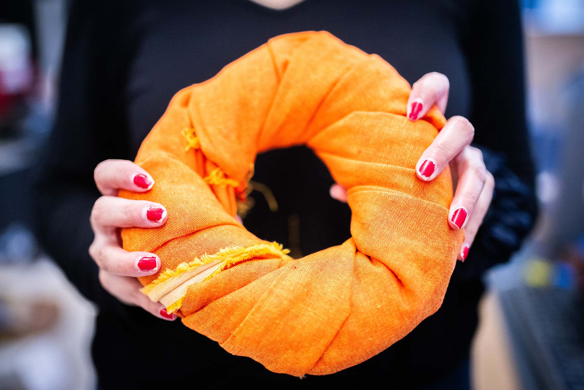 "The Science Behind Head-Carrying: How Textile Rings Work"