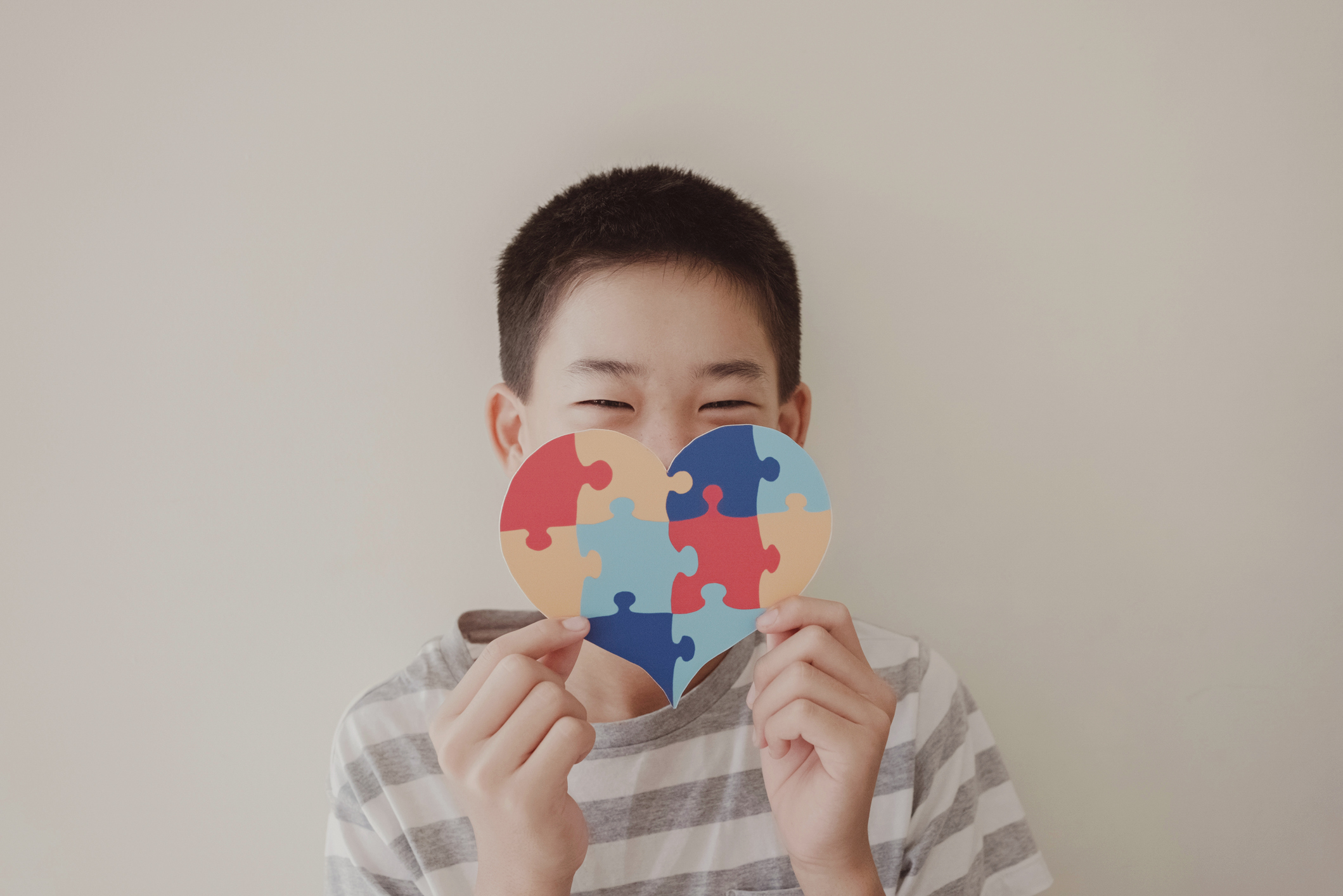 Is Eye Movement in Autism Tied to Facial Recognition?