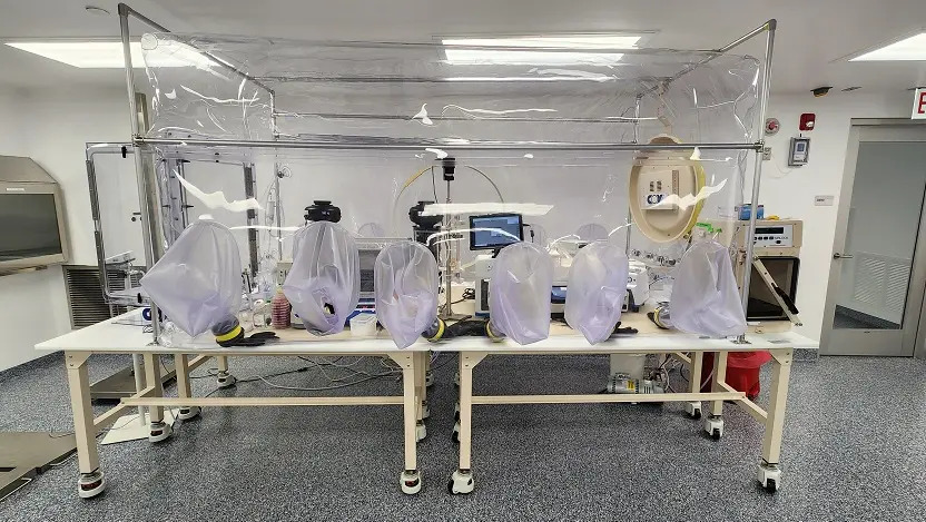 Clinical-Grade Microbiome Drug Manufacturing Facility Opens at UChicago