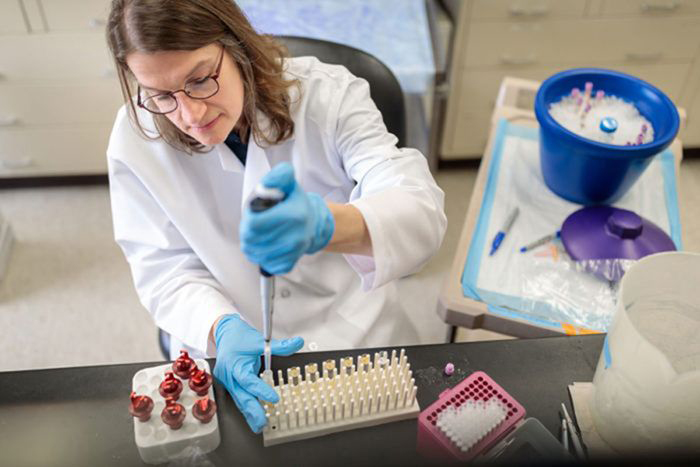 Gwendalyn Randolph prepares samples