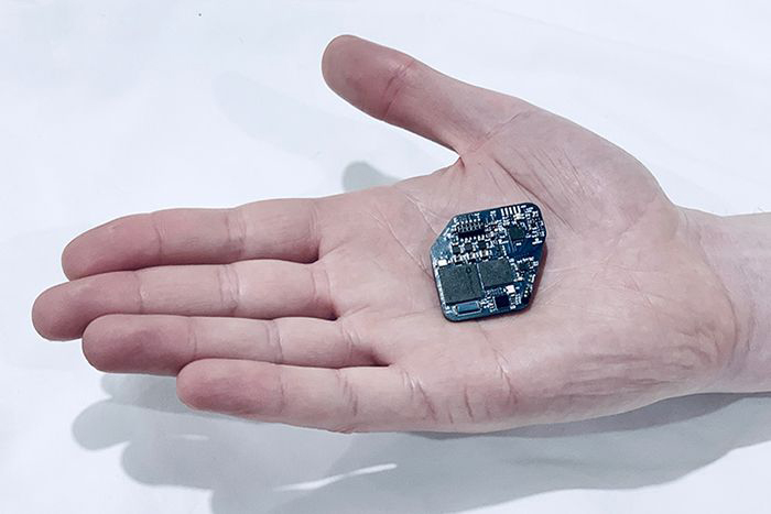 WAND-in-hand_BN-700x467-compressor.jpg