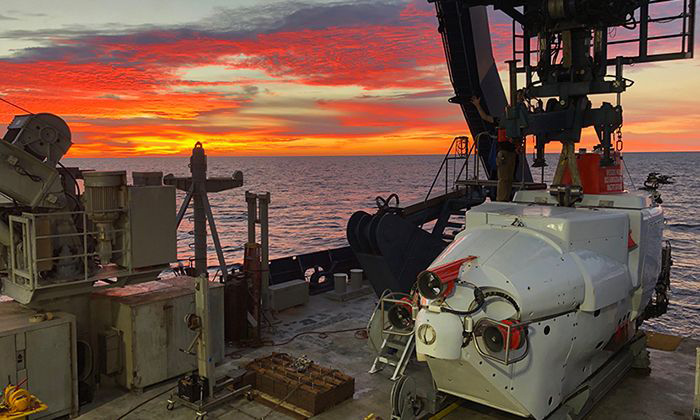alvin-sunrise-700x420-compressor.jpg