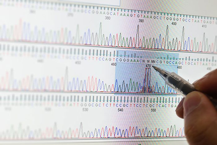 genomic-testing-700x468-compressor.jpg