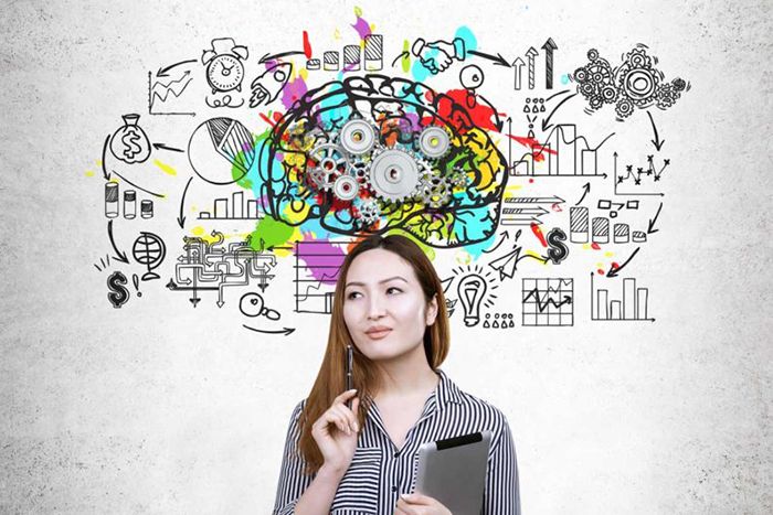 woman with idea bubble