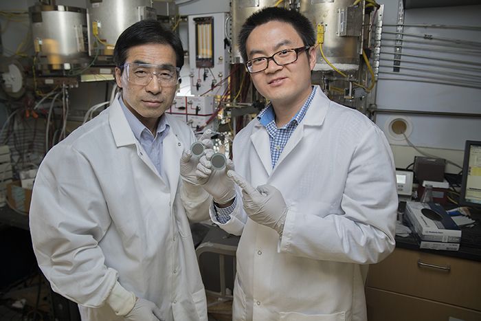 Professor Meilin Liu with postdoctoral research associate Yu Chen
