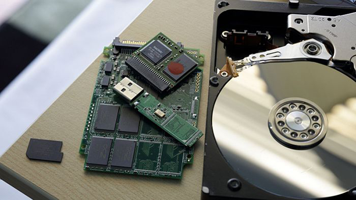 Image of hard drive and component