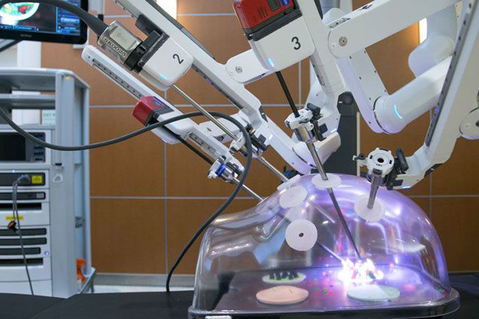 A demonstration of robotic urologic surgery