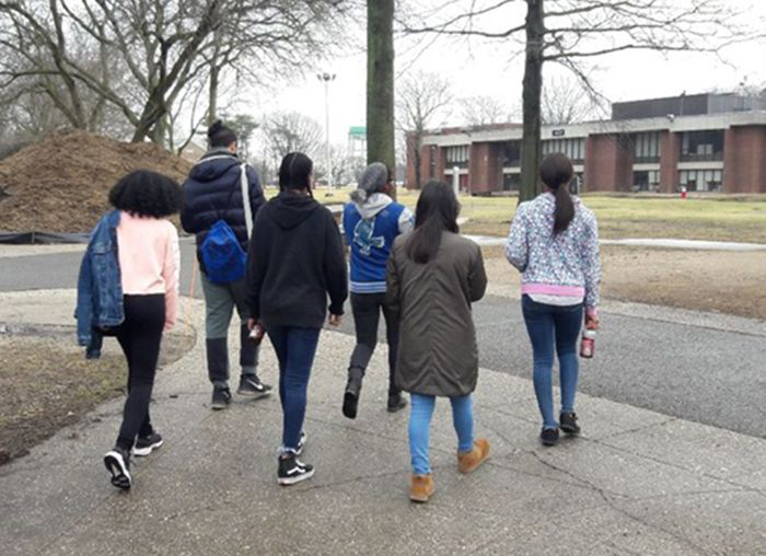 Students on their Farmingdale State visit.