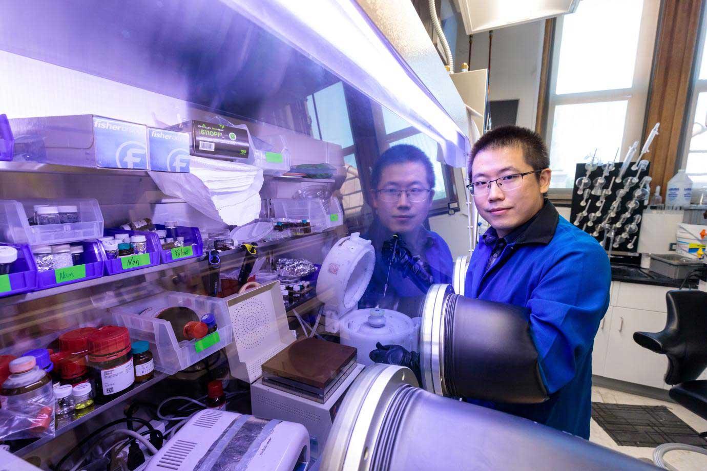 UChicago Researchers Develop Stretchable OLED Display; Researchers at the Pritzker School of Molecular Engineering at the University of Chicago, led by Sihong Wang (above) and Juan de Pablo, have designed a material which can bend in half or stretch to more than twice its original length while still emitting a fluorescent pattern.