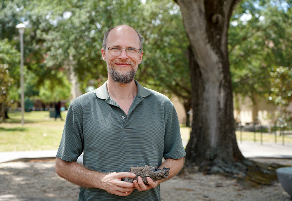 USF geoscientist discovers new phosphorus material after New Port Richey lightning strike