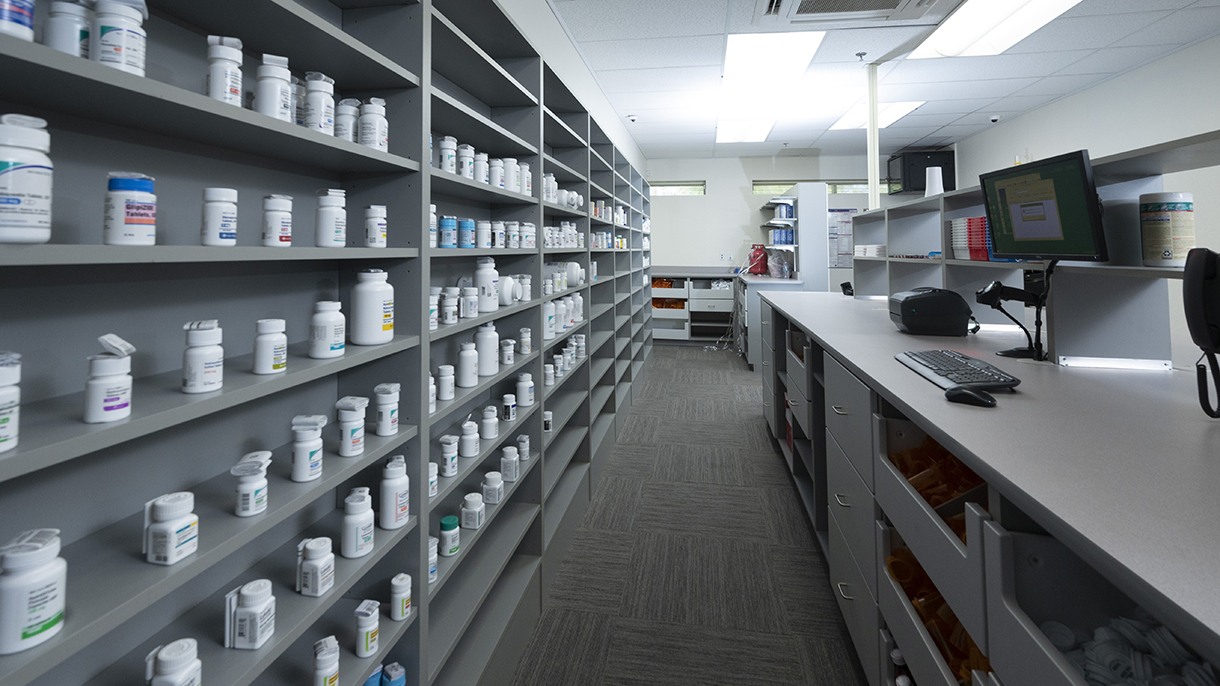 Pharmacists can start patients on road to recovery from opioid use disorder, study shows