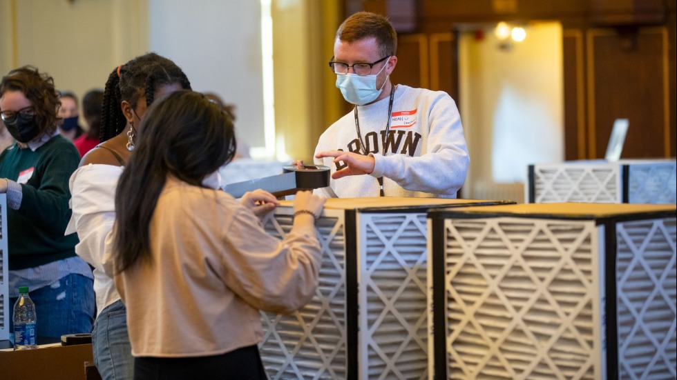 an event organized by the school of public health, students learned how to quickly and easily assemble effective DIY air cleaners