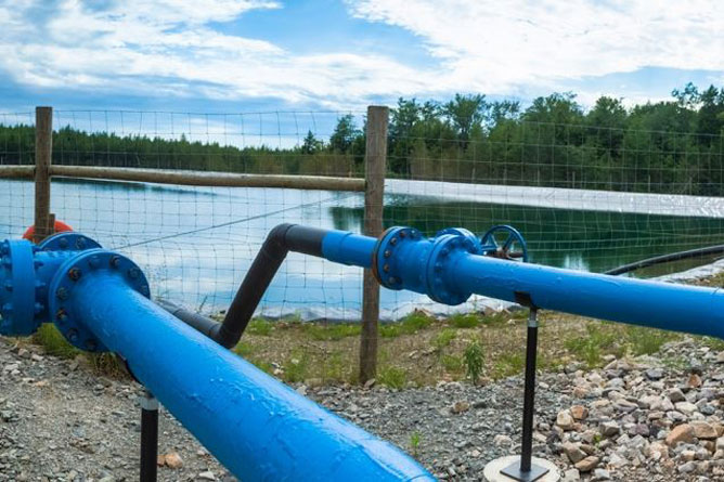 Photo: holding pit for fracking water.