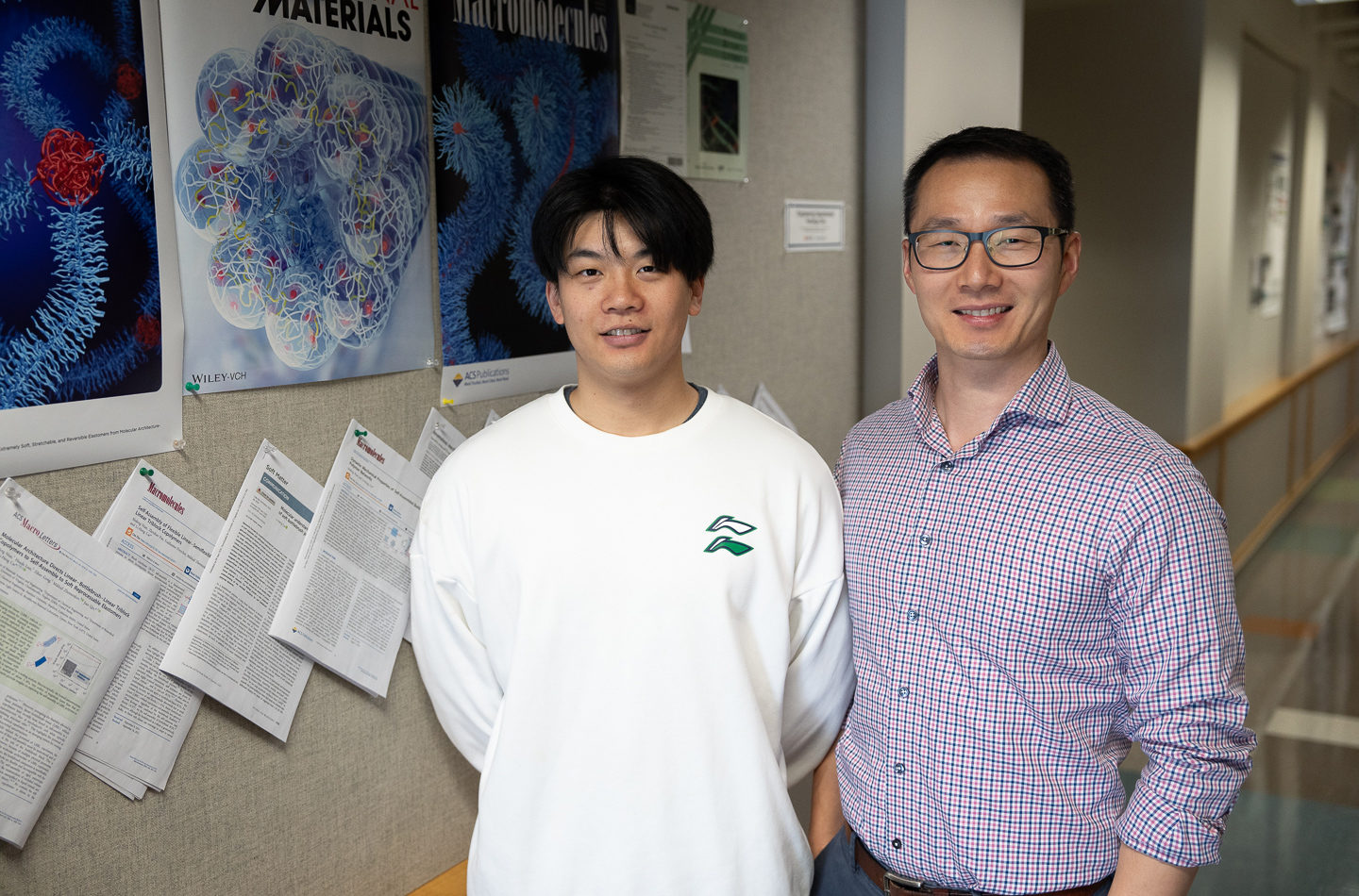 PhD student Huang and professor Cai of UVA