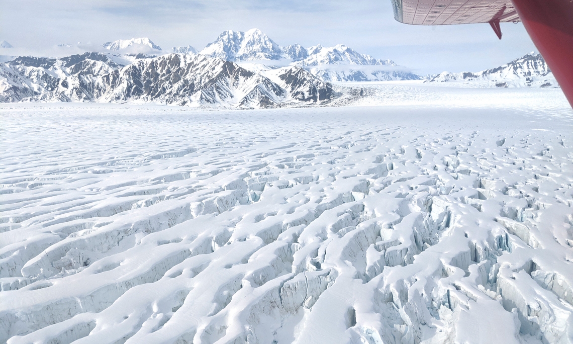 3D radar scan provides clues about threats to iconic Alaskan glacier; Located in southeast Alaska, Malaspina Glacier spills out from the St. Elias Mountains onto the coastal plain as a "pancake of ice". New research revealed certain features make the glacier particularly vulnerable to melting.Brandon Tober