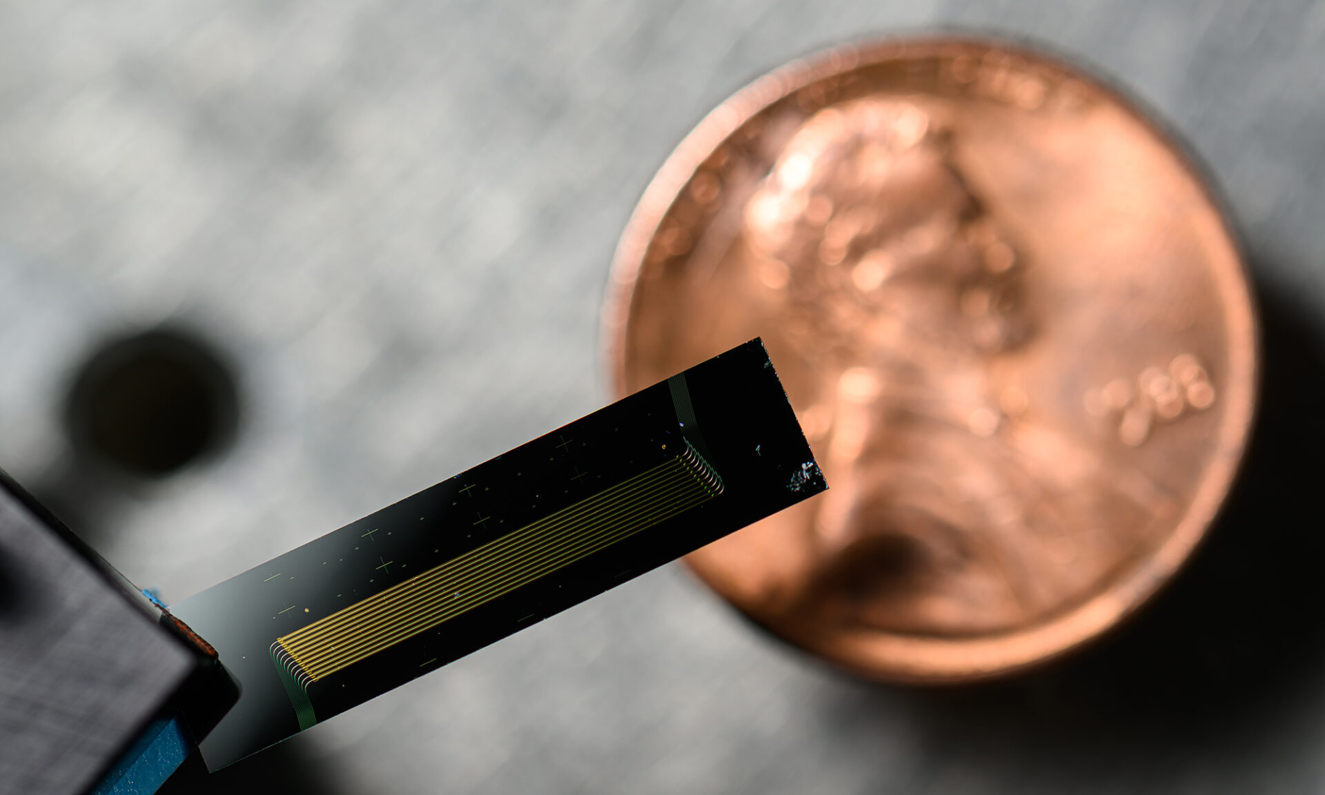 A chip-scale laser