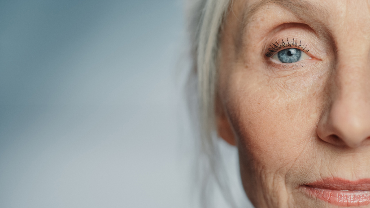 older woman, longevity