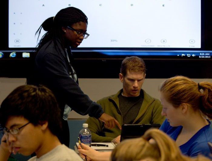 Working in partnership with the instructor, an undergraduate learning assistant is helping her peers at the University of North Carolina at Chapel Hill.