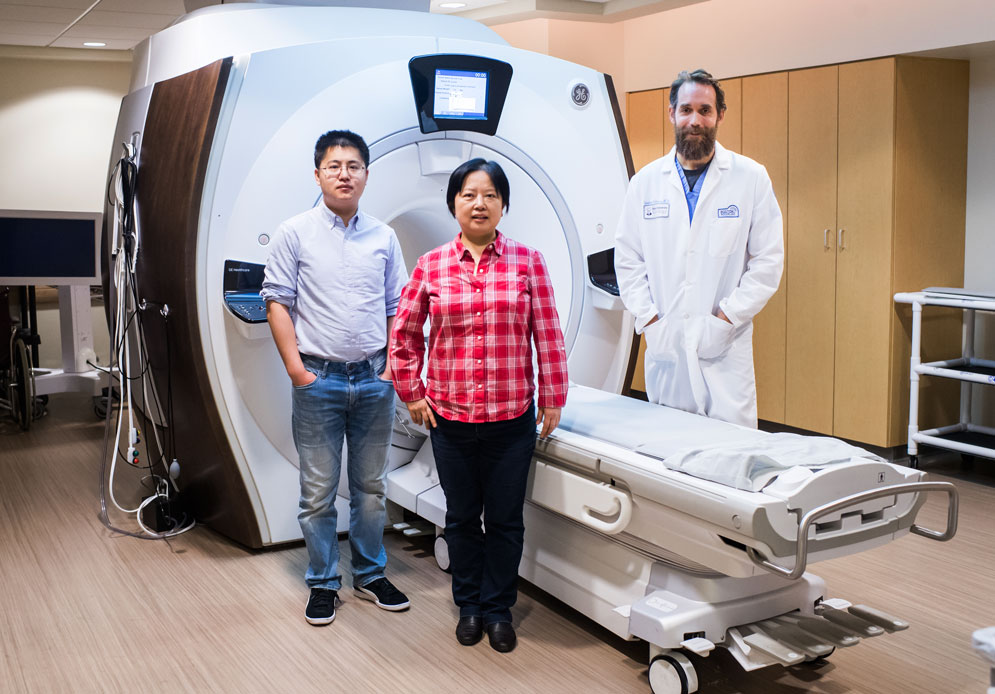 The team who developed the MRI enhancing technology.