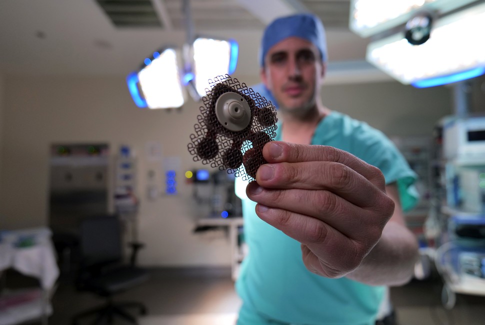 Powerful chemotherapy drug reaches brain tumors using novel ultrasound technology; Northwestern Medicine scientists led by Adam Sonabend report results of the first in-human clinical trial using a skull-implantable ultrasound device to open the blood-brain barrier and repeatedly permeate large, critical regions of the human brain to deliver chemotherapy