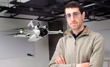 using drones and lasers, researchers pinpoint greenhouse gas leaks; Michael Soskind, first author and graduate student in electrical and computer engineering. (Photo by Bumper DeJesus)