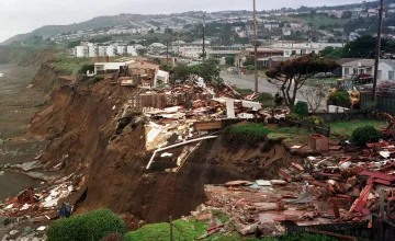 In Years After El Niño, Global Economy Loses Trillions; Photo: The remains of homes in Pacifica, Calif., following relentless storms during the 1997-98 El Niño. (AP Photo/Adam Turner)
