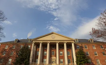 Picture of a building on the NIH campus