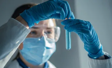 Lab researcher feature