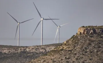 “Wind and solar could meet more than 80 percent of demand in many places without crazy amounts of storage or excess generating capacity, which is the critical point,” says Steve Davis, UCI professor of Earth system science, co-author of a recent study on zero carbon-emissions electricity generation in advanced countries. Steve Davis / UCI